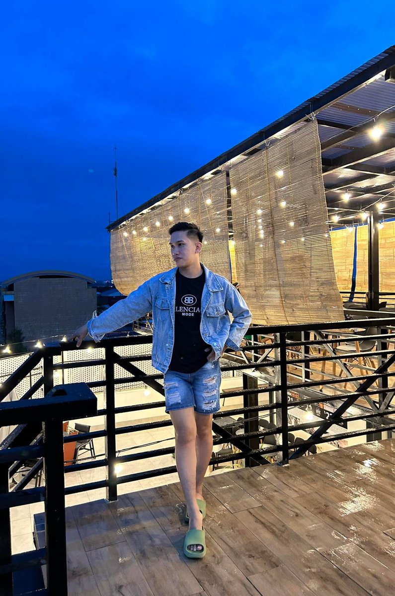 dvogrey's tweet photo. maayung gabi eh♥️✨ https://t.co/sAOCN8yhaz