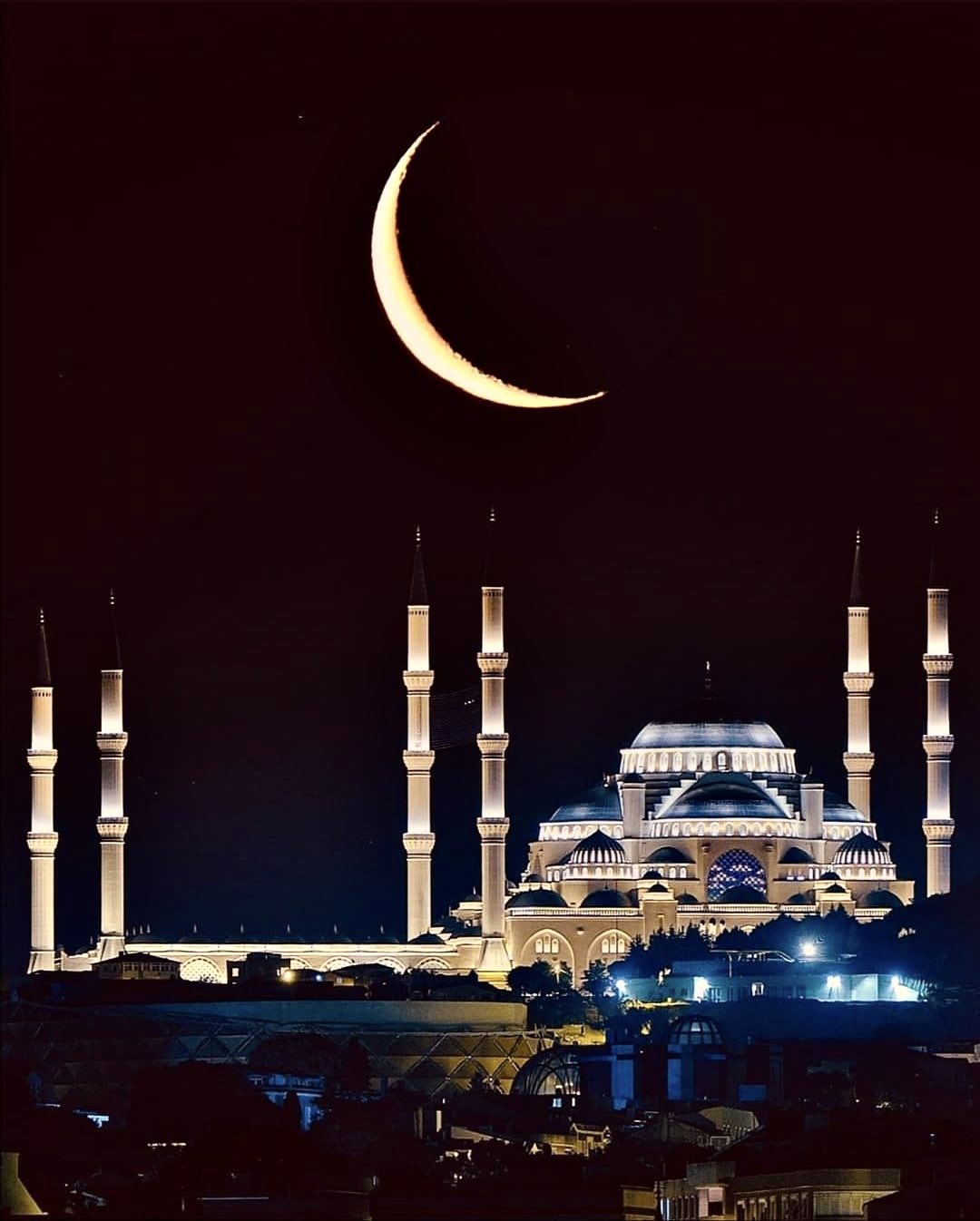bayt-al-fann-on-twitter-the-sighting-of-the-moon-signifies-the-start