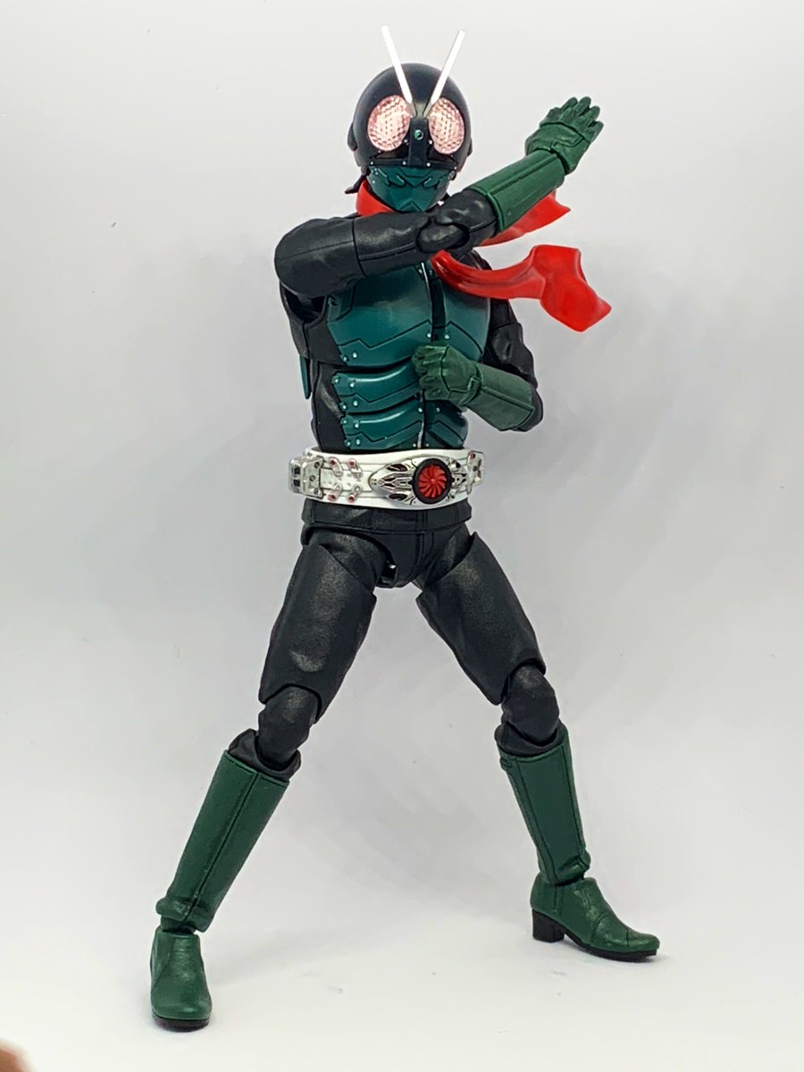「フィギュアライズのシン・仮面ライダー組みました。シールは後頭部のロゴのみ使用、あ」|しみず清麿　skebはじめましたのイラスト