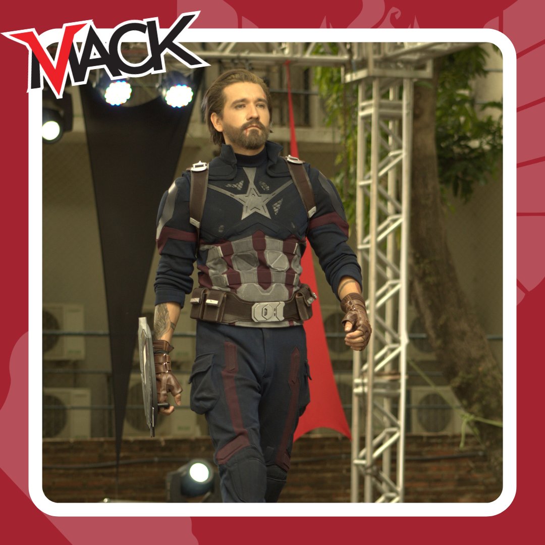 FestivalMACK's tweet photo. Cosplayers Domingo #mackisback #mack6 #cosplay https://t.co/YxGKFR5kw5