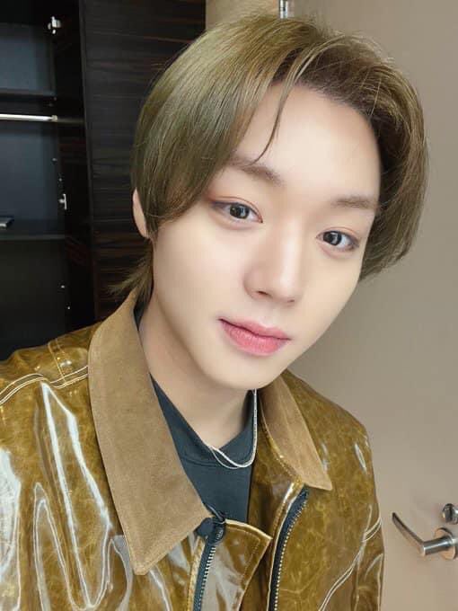 May_beHoon's tweet photo. MAYs, are you ready??
🗳️ 230323 9:00 am (kst)
#may #voteapp #podoal 🍇 💚💛💖
#ParkJihoon #박지훈 @Park_Jihoon_twt https://t.co/oK5PQHbUe2