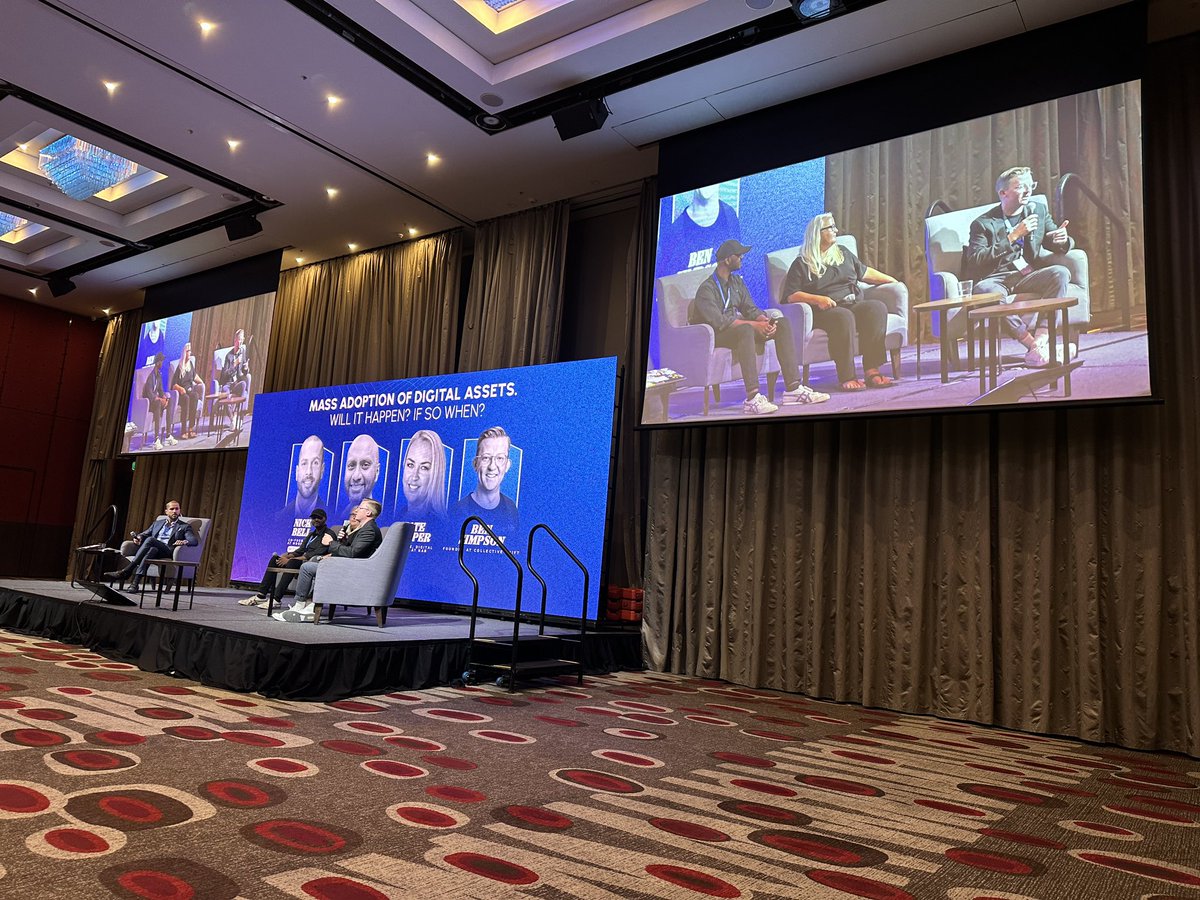lisateh_'s tweet photo. Everyoneβs trying to execute in Web3 in Australia but we need the tech and customer experience to be better.
Reddit and Starbucks are leading the way and they donβt use Web3 terminology.
- @bensimpsonau at #cx3conference https://t.co/j2tLl5nW9b