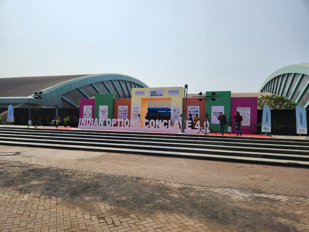 SpeedbotT's tweet photo. Our team attended the Options Conclave 4.0 by @JAINAM_BROKING  in #Surat &amp; it was a great event! Big thanks to all the participants who showed interest in #SpeedBot &amp; a special shoutout to #JainamBroking. Can't wait for future events like this! #OptionsConclave  #optionsfuturehai https://t.co/pRTDt5mgas