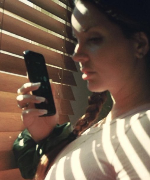 Lana Del Rey Online on Twitter "Lana Del Rey shares photos from the