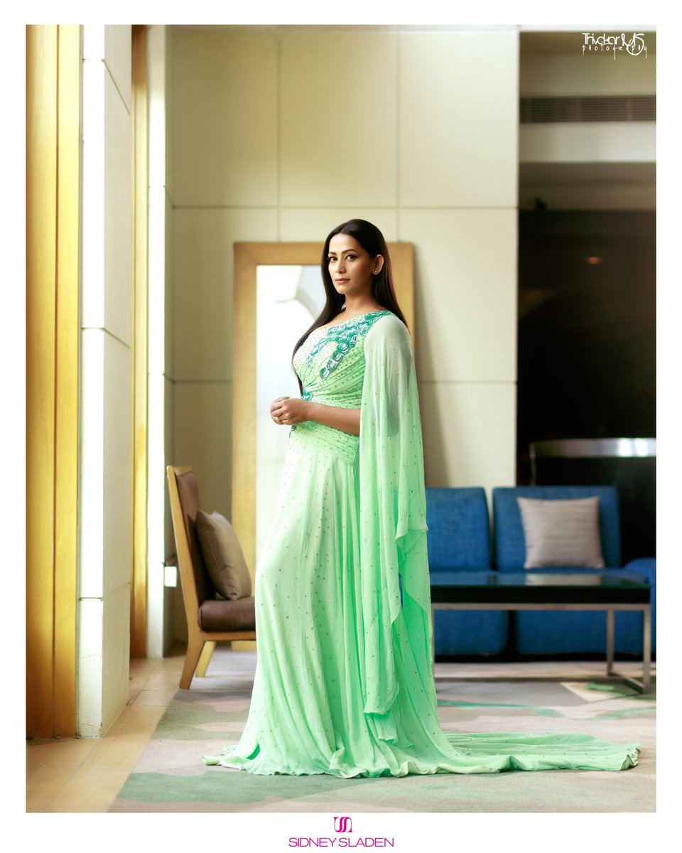 SanjanaSingh_'s tweet photo. Forever by @sidneysladenofficial #sidneysladen @sidneysladen ❤️featuring @actresssanjana
photographer : @thivakar.photo
makeover : @pinkylohar
Bts styling: @arthika_rajendran
Location : @pashathepark https://t.co/131hlZEjd9