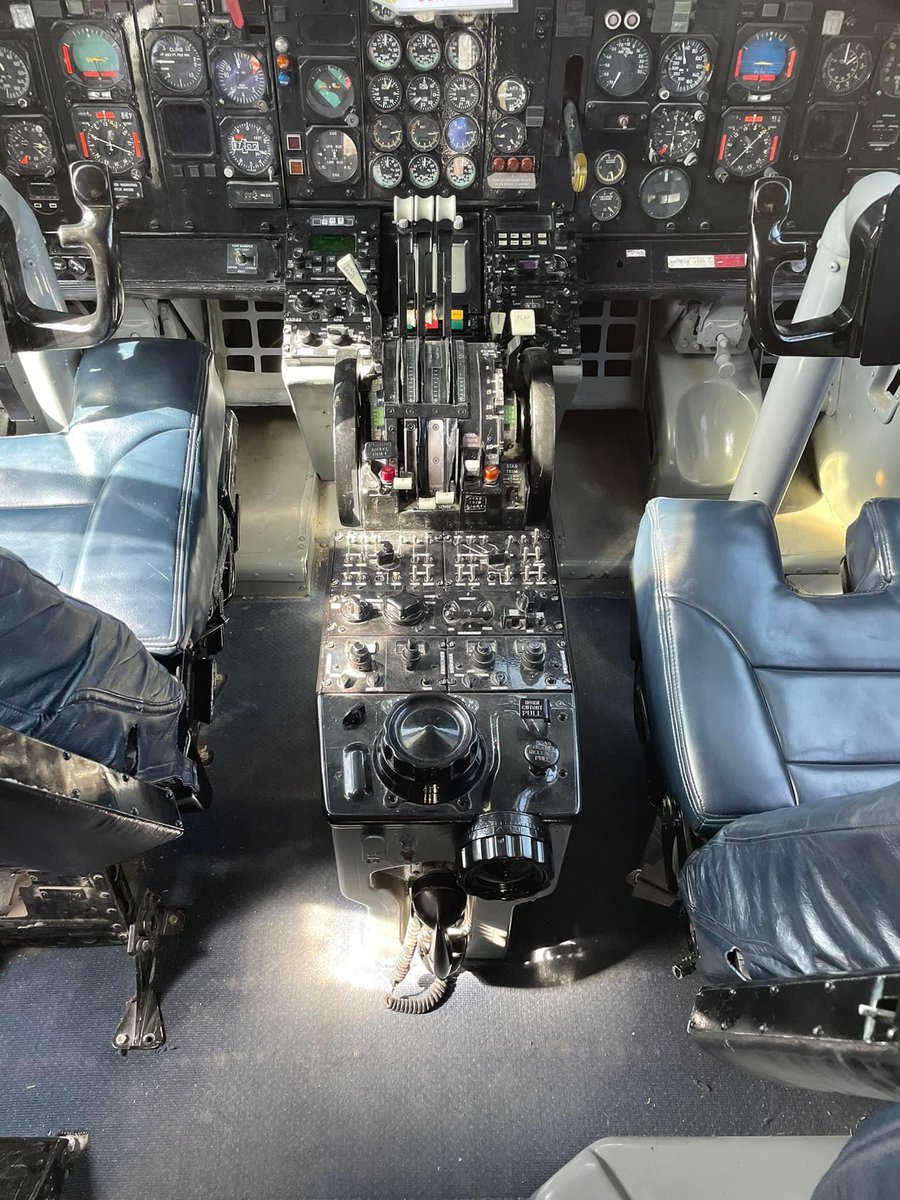 roccolers's tweet image. El #MUMA en la Base aérea de Santa Lucía 🚁✈️🫶🏼 #FAM