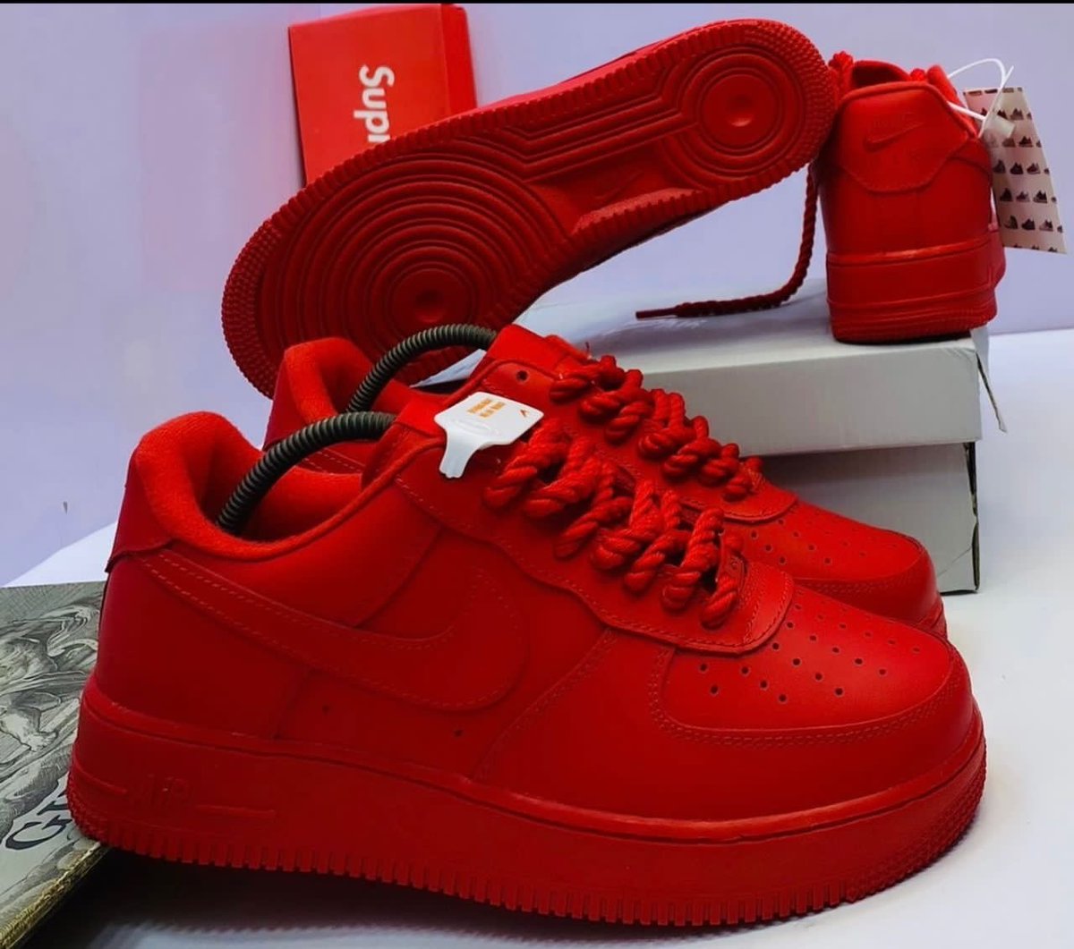 HOGCOLLECTIONS's tweet photo. Available in size 40-45
Price - 32,000naira https://t.co/F6ux6C6gWI
