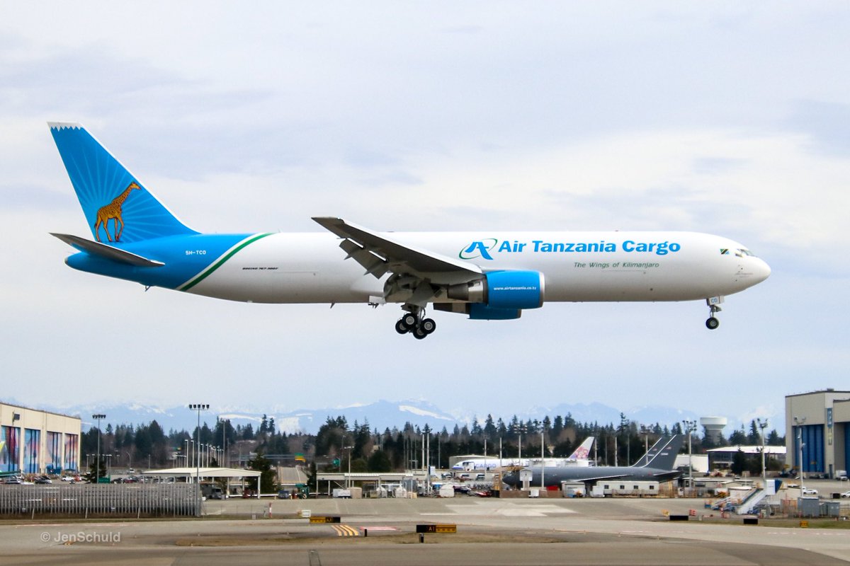 AllTanzanian's tweet photo. Brand new @AirTanzania Cargo 🇹🇿  767-300F  5H-TCO first test flight 📸 @JenSchuld https://t.co/3UgmR0BXqg