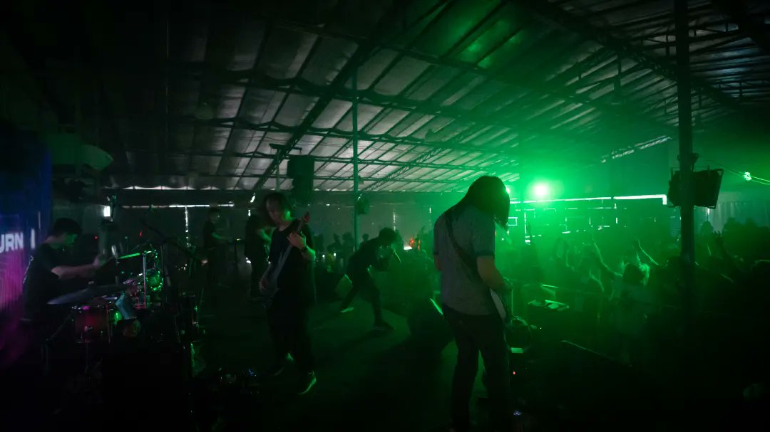 brightburnmy's tweet photo. PENANG サポーとしてくれてありがとう!! 🔥🔥

SHOTS OF OUR PERFORMANCE DURING #NMF2023 #RunForCoverFest2023

@nmfmusicfest x @RunForCoverfest https://t.co/FNyPEbqXxf