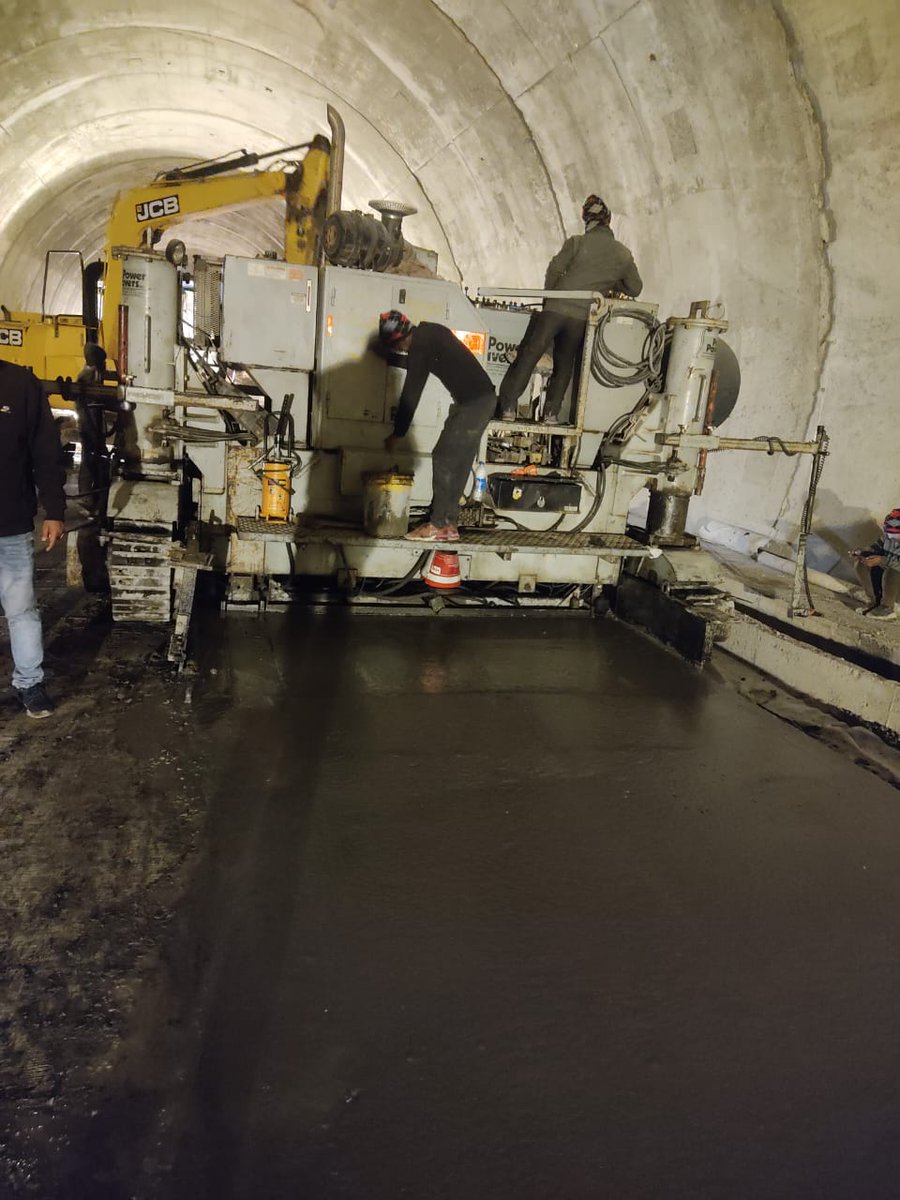 JnKFact's tweet photo. #Peerah-#Chanderkote Tunnel on #Jammu-#Srinagar National Highway (924m T1), known as Kunfer, is no lesser 'Bypass Surgery'! PQC works nearing completion; cut and cover lining in progress; laying of GSB inside & outside tube portals. Undeterred by rains.
DeadlineMar31. @JnKFact https://t.co/K2bjC9LF27
