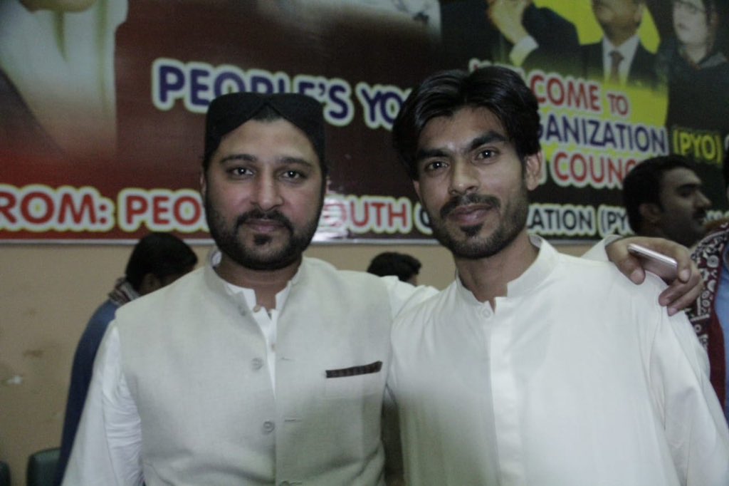 MasroorARajper's tweet image. Many many happy returns of the day Happy Birthday my dear brother great hardworker Jiyal of #pyosindh @Majid_PSF 🎂🎂❤️❤️May you have many more in your life dear