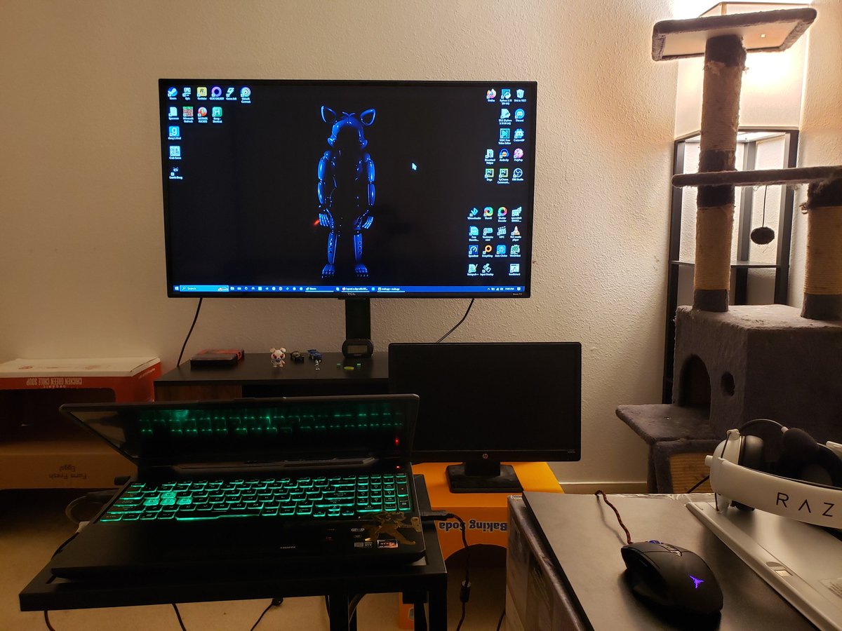 ananonymouscc's tweet image. Rate my setup