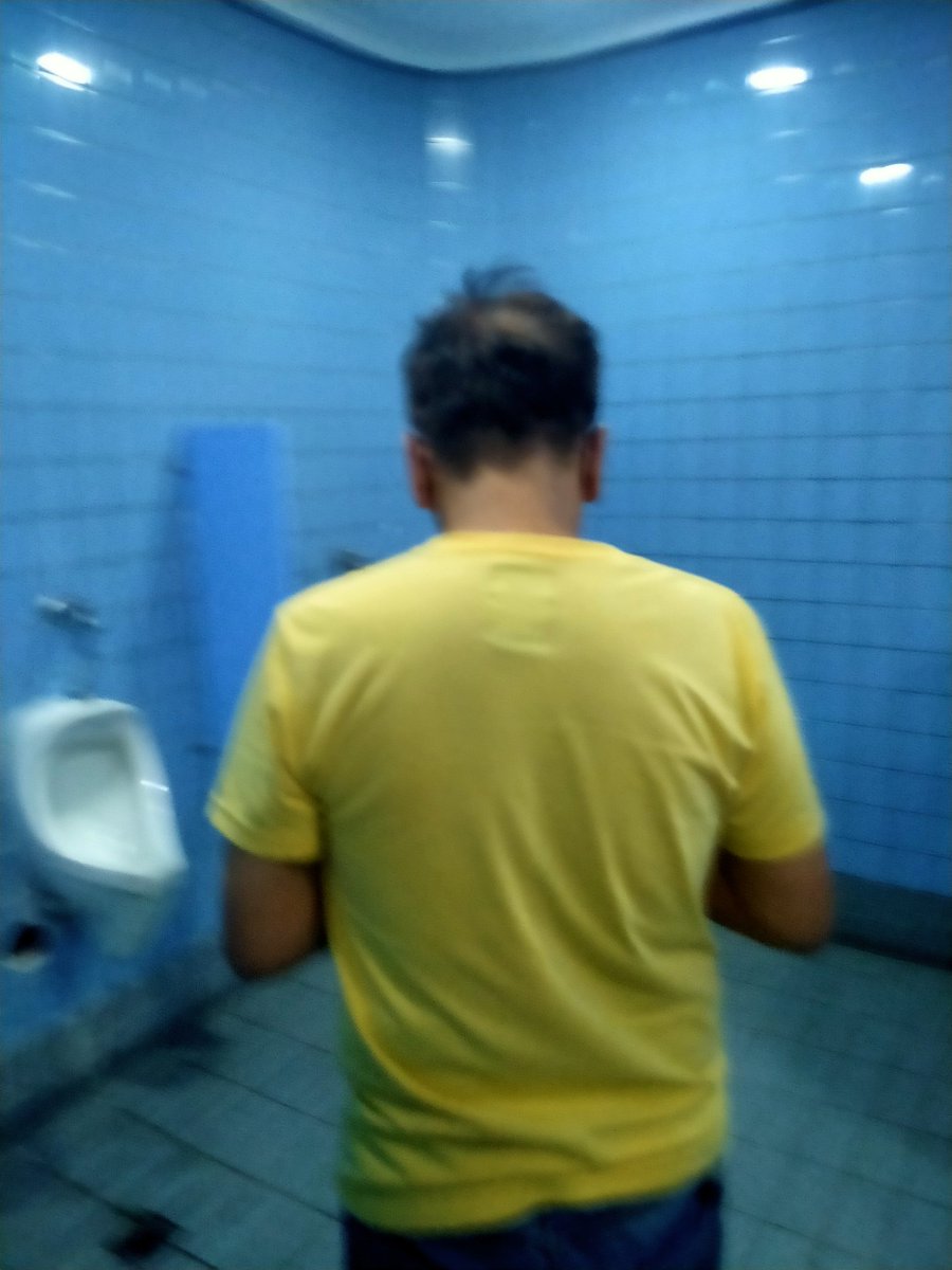 daddy_budz's tweet photo. Add nyo sa fb Romeo Miranda malibog at mahaba!!............. https://t.co/Tse5NWyTGo