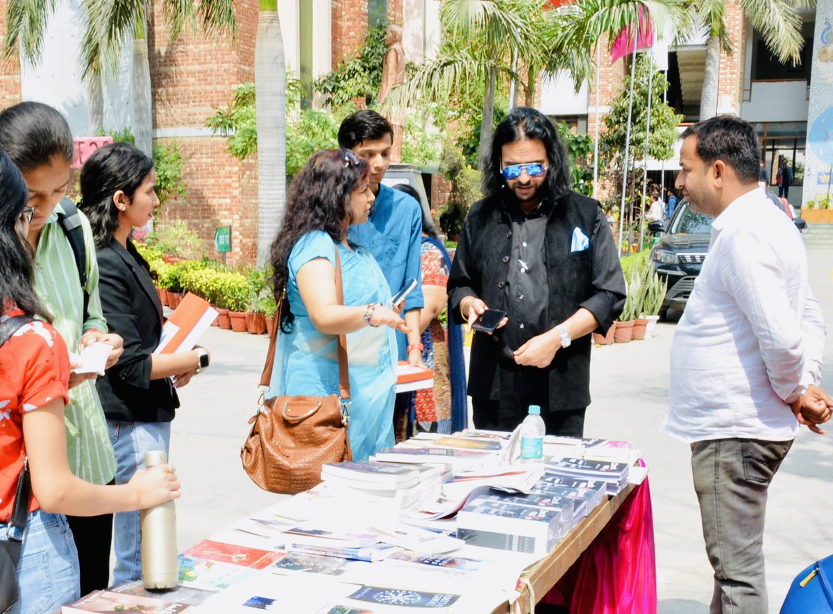 Pranay Vivek Patil | Author (@pranay342) on Twitter photo At Manthan, The literary and debating society of MAIMS, New Delhi. Thank you for having me over, it was an absolute pleasure. Jai Hind! <a href="/maimsmanthan_/">maimsmanthan</a> <a href="/AuthorsInkIndia/">Author's Ink Publications 🇮🇳</a> At Manthan, The literary and debating society of MAIMS, New Delhi. Thank you for having me over, it was an absolute pleasure. Jai Hind! <a href="/maimsmanthan_/">maimsmanthan</a> <a href="/AuthorsInkIndia/">Author's Ink Publications 🇮🇳</a>