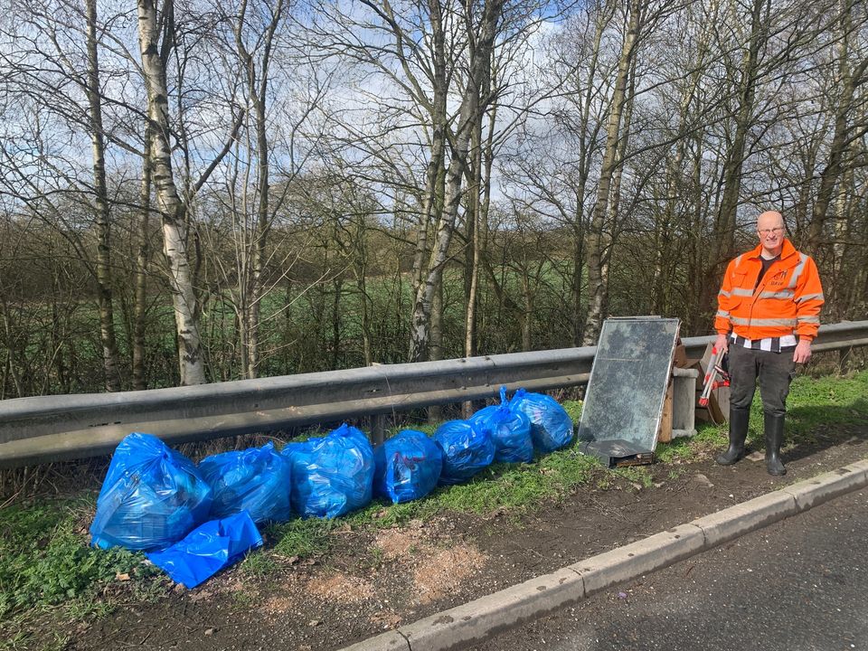 Well done to our <a href="/RonaldsRangers/">Ronald's Rangers</a>  from Ashby-de-la-Zouch on their combined pick with the  North Leicestershire Litter Wombles they collected 23 bags of litter on day one of the Great British Spring Clean <a href="/KeepBritainTidy/">Keep Britain Tidy</a> 👏👏👏