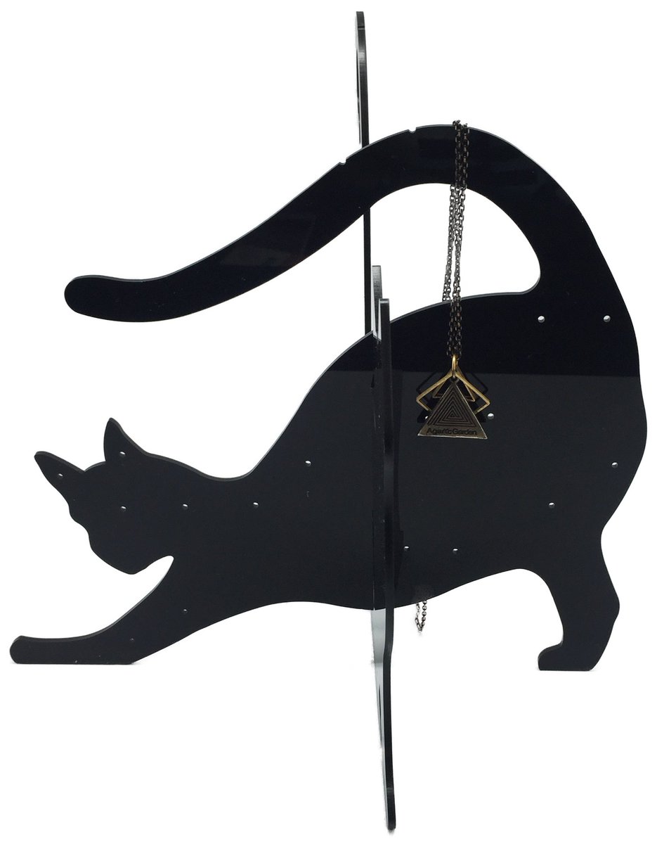 AddShopfitting's tweet image. Looking for a stylish way to display your cat photos or other small accessories? Look no further than our Acrylic Display Stand with a cute cat design! 🐾 Durable and eye-catching #catlovers #petaccessories #acrylicdisplaystand