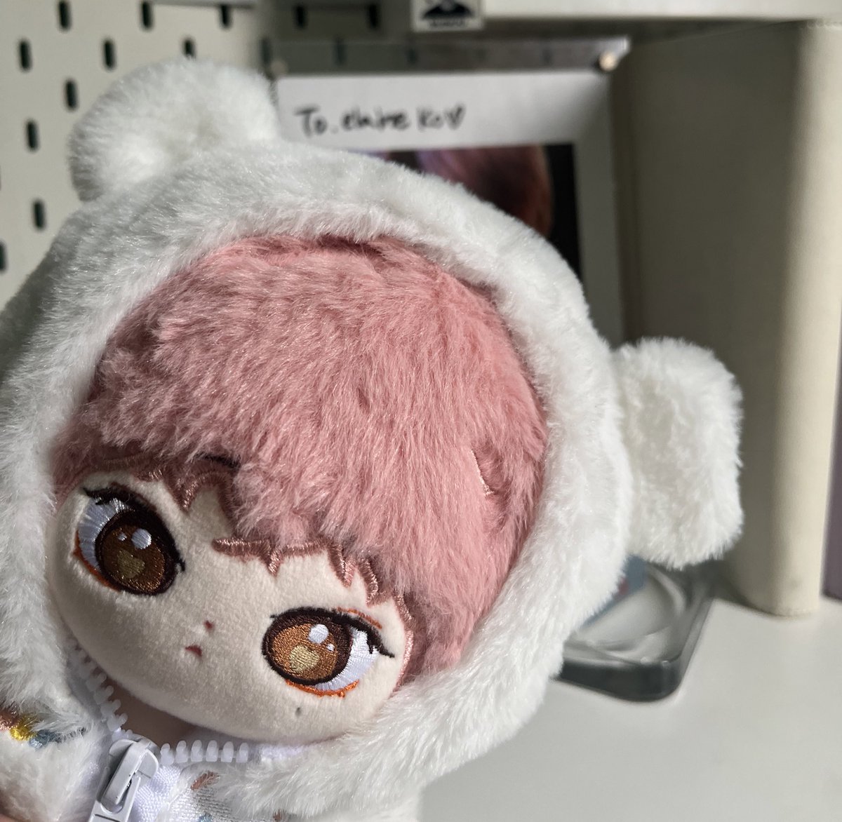 elysncart's tweet photo. ʚ #elysnmails ━
    pink sunoo doll arrived safely!! thank you @heesgolden for offering this thru dms and for the smooth transaction!🤍 https://t.co/eqaGAT0O8I