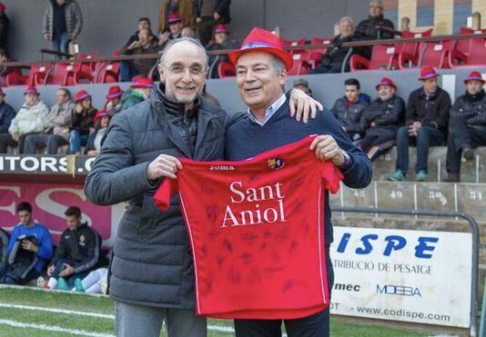 voltasport's tweet photo. 🎂 Feliç aniversari #Forcadell ‼️ https://t.co/xSrq9fSYAo