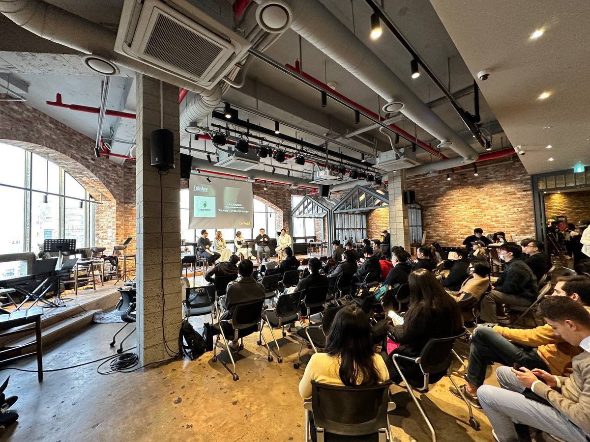 InfoInodream's tweet photo. Had a wonderful day on last saturday
We sponsored this event to support and promote NFT artist in Korea. 
#web3 #nft #inofi #fon #GMWEB3 https://t.co/8R6NIR1YRL