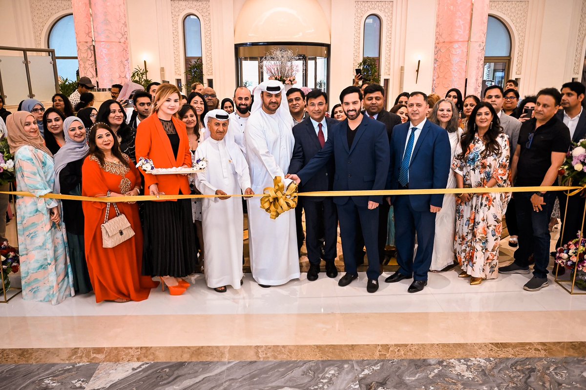 LuvSinha's tweet photo. Glad I could be there in Ajman for #Ayah, looking forward to what the future has in store for #Houseofcreativity and #Thepaintbrushartcommunity . I’m very grateful to his eminence Mahmood Khaleel Ahmed Al Sayed Alhashmi for his support for Ayah. https://t.co/DC45CSTKfJ