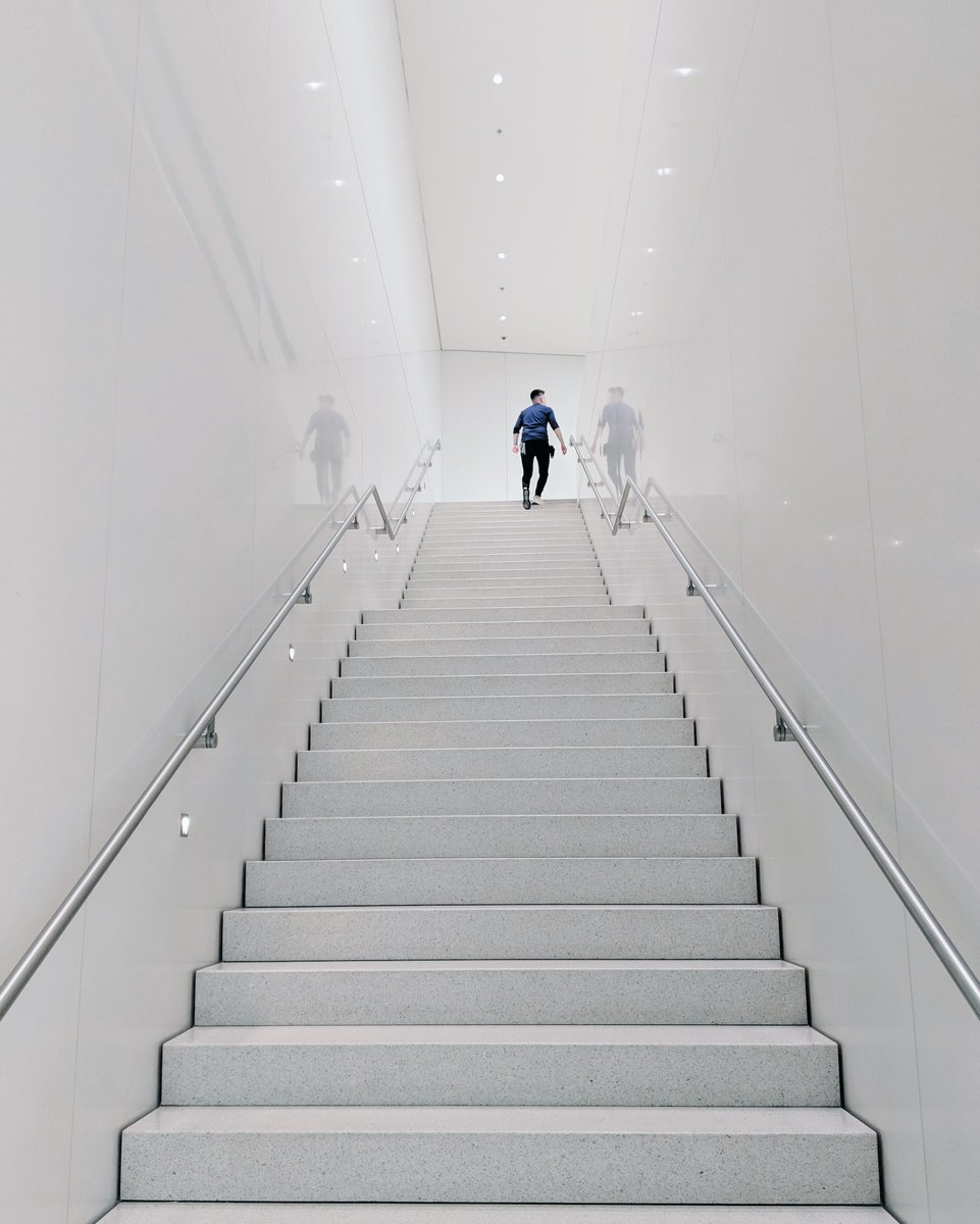 开发者、投资人、好奇的人、遵循规则的人、新人、专业人士、组织、创新者，#EOS Support 是一个枢纽，一个发布平台。我们指引你畅游 $EOS，用 9 种语言为你提供全天候智囊服务。

#human #Crypto #support