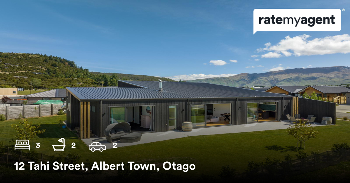 ProppyNZ's tweet photo. 🛌 3 🛀 2 🚘 2
📍 12 Tahi Street, Albert Town, Otago

My latest sale on #RateMyAgent.
 20059383
https://t.co/HAmwOkY9hg

...
#ratemyagent #realestate #Proppyconz_ https://t.co/EXfZkM6oiV