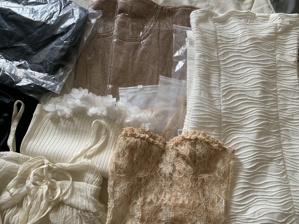 kaikogdee's tweet photo. รวมส่งทุกตัวค่าา พต ใต้โพส DM มาเลย #ส่งต่อเสื้อผ้า #ส่งต่อเสื้อผ้ามือสอง #ส่งต่อเสื้อผ้ามือสองสภาพดี #เสื้อผ้ามือสอง #เสื้อผ้าสไตล์เกาหลี #ส่งต่อ #ส่งต่อคสอ #ส่งต่อกระเป๋า #ส่งต่อรองเท้า #ส่งต่อเสื้อผ้ามือสองราคาถูก #ส่งต่อเสื้อผ้ามือ2
#ชุดว่ายน้ำ #ชุดเดรส https://t.co/wuBh0wMkpP