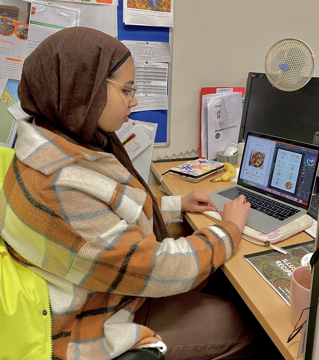 RGUSPASPH's tweet photo. Mariam Gomaa, stage 3 Food,Nutrition &amp; Human health student currently undertaking her 12-week placement at @CFINEAberdeen #nutritionplacement #cfine #cfineabz #communityfoodinitiatives #improvehealth #improvewellbeing #equality #healthforall #foodnutritionandhumanhealth #rgu https://t.co/emz7QpBQn0