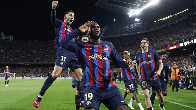 «Барса» Хави билан илк уй класикосида ғалаба қилди. Чемпионлик деярли чўнтакда

📹 👉 kun.uz/49774063