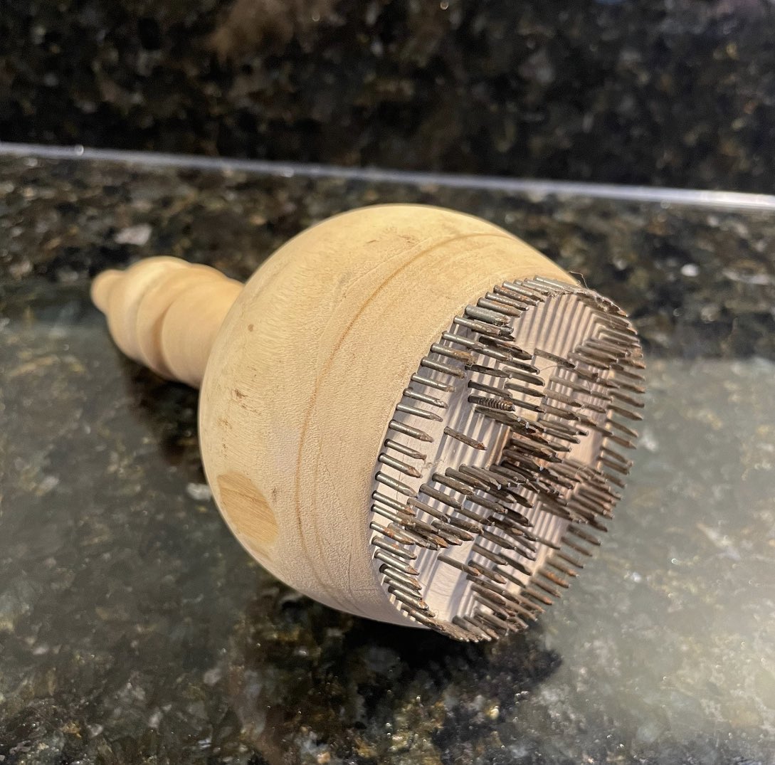 sarahhuntantiq's tweet image. Today’s #mhhsbd #AlphabetChallenge letter is T for treen! Treen (literally &quot;of a tree&quot;) is the generic name for small handmade functional household objects made of wood etsy.com/uk/shop/SarahH…