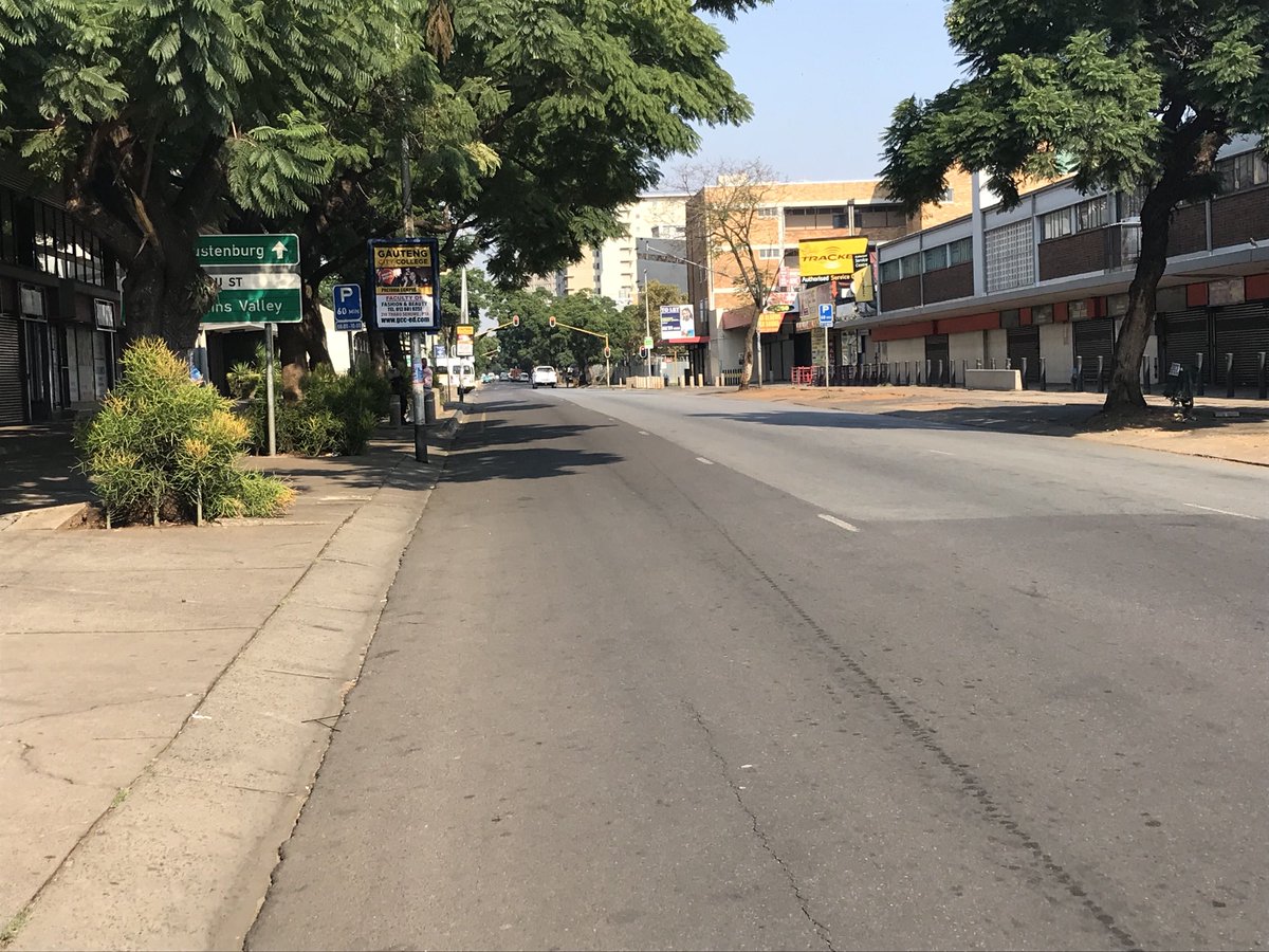 Pretoria/Tshwane is in peace with itself. Pretoria CBD and Ben Schoeman Highway after 9am. On my way to Adv Ngcukaitobi Offices to listen virtually on our case against Eskom and govt.