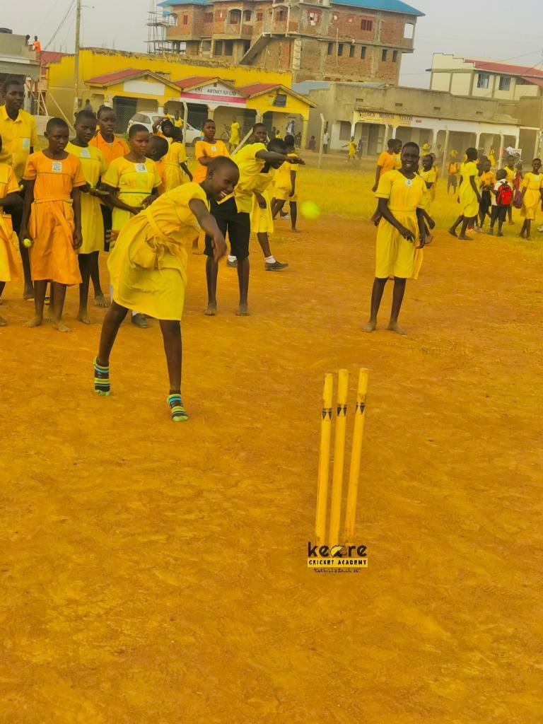 The start you need for your week.
#GirlsinSport #Cricket4All
#KeereCricket
