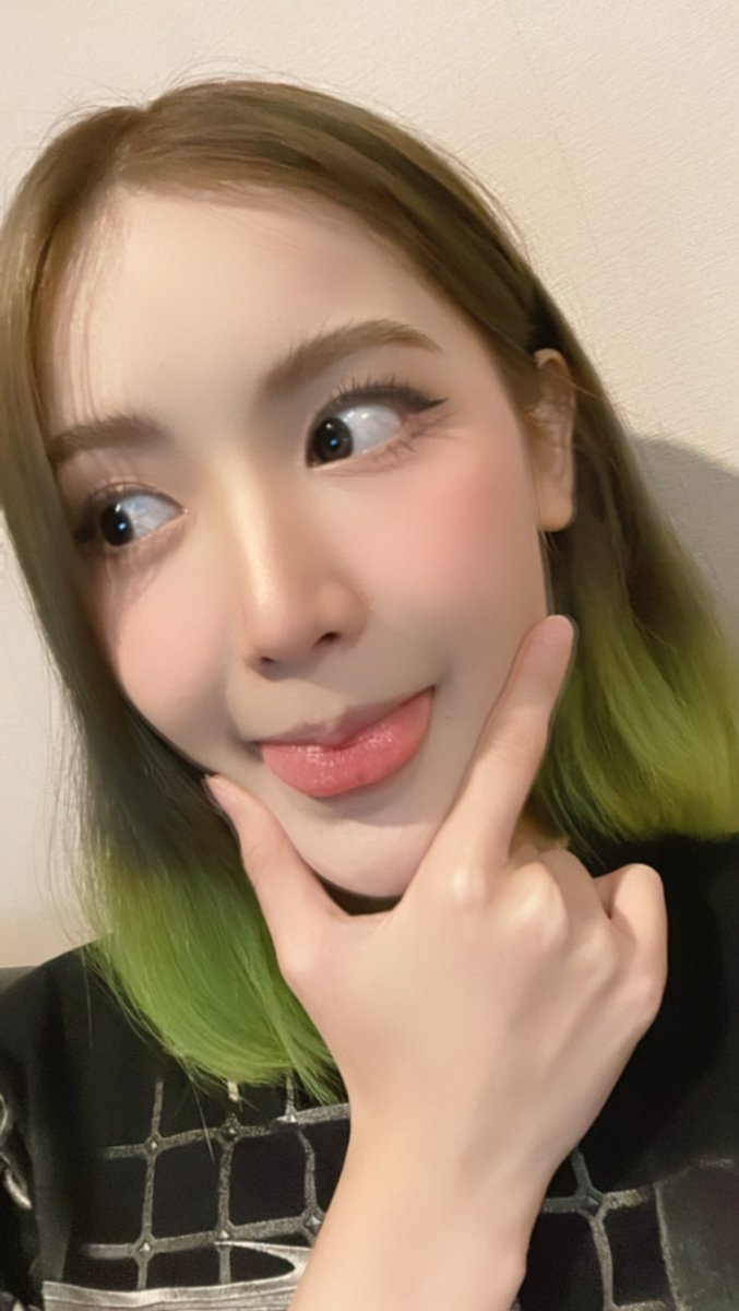 CactusPakwan's tweet photo. [Pakwan's iAM48 Post]

ถั่วเขียว is calling you 🫒

#PakwanBNK48 #Pakwan_eRa #BNK48 #กระบองเพชรของพาขวัญ

https://t.co/6v4vGJDpzM https://t.co/CDzvVkX3vv