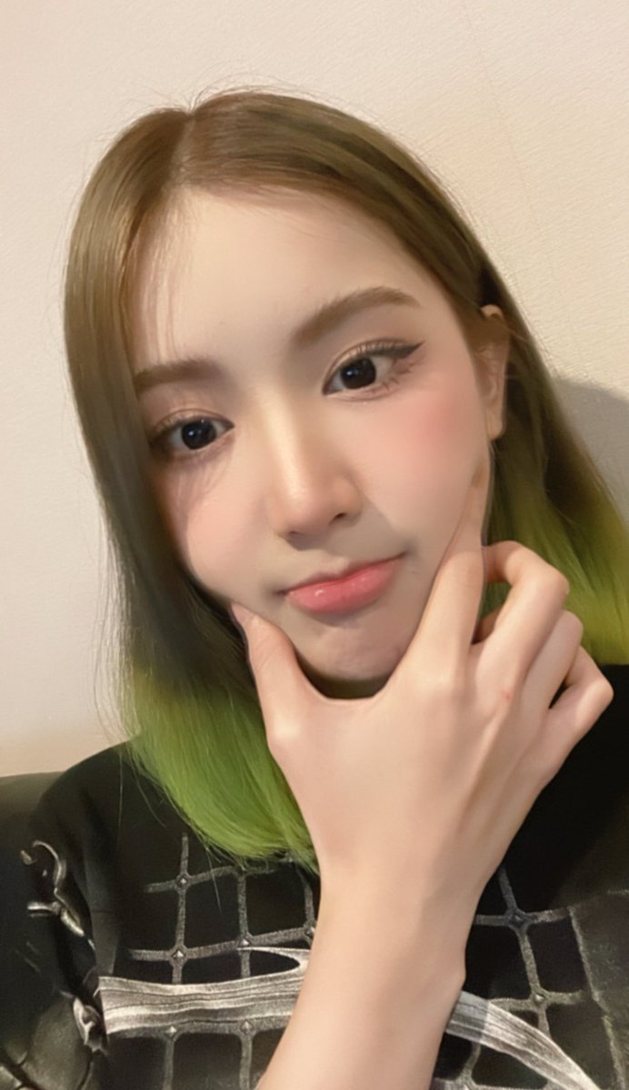 CactusPakwan's tweet photo. [Pakwan's iAM48 Post]

ถั่วเขียว is calling you 🫒

#PakwanBNK48 #Pakwan_eRa #BNK48 #กระบองเพชรของพาขวัญ

https://t.co/6v4vGJDpzM https://t.co/CDzvVkX3vv