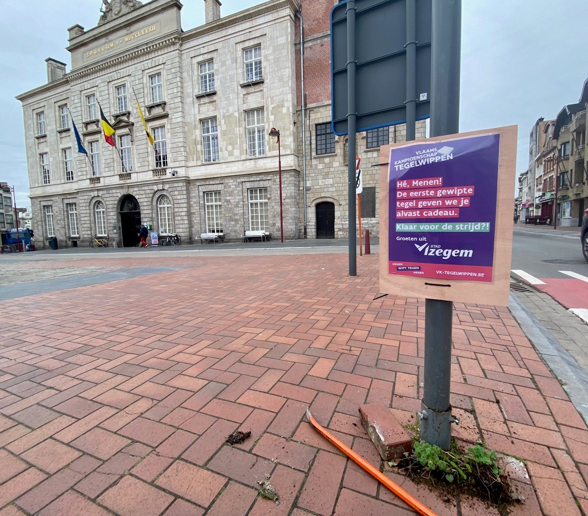 Morgen start het Vlaams Kampioenschap Tegelwippen en gaan we de strijd aan met Stad Menen om zo veel mogelijk tegels uit te breken en in te ruilen voor groen.

@StadMenen, één "gewipte" tegel krijgen jullie alvast van ons cadeau… 😉
