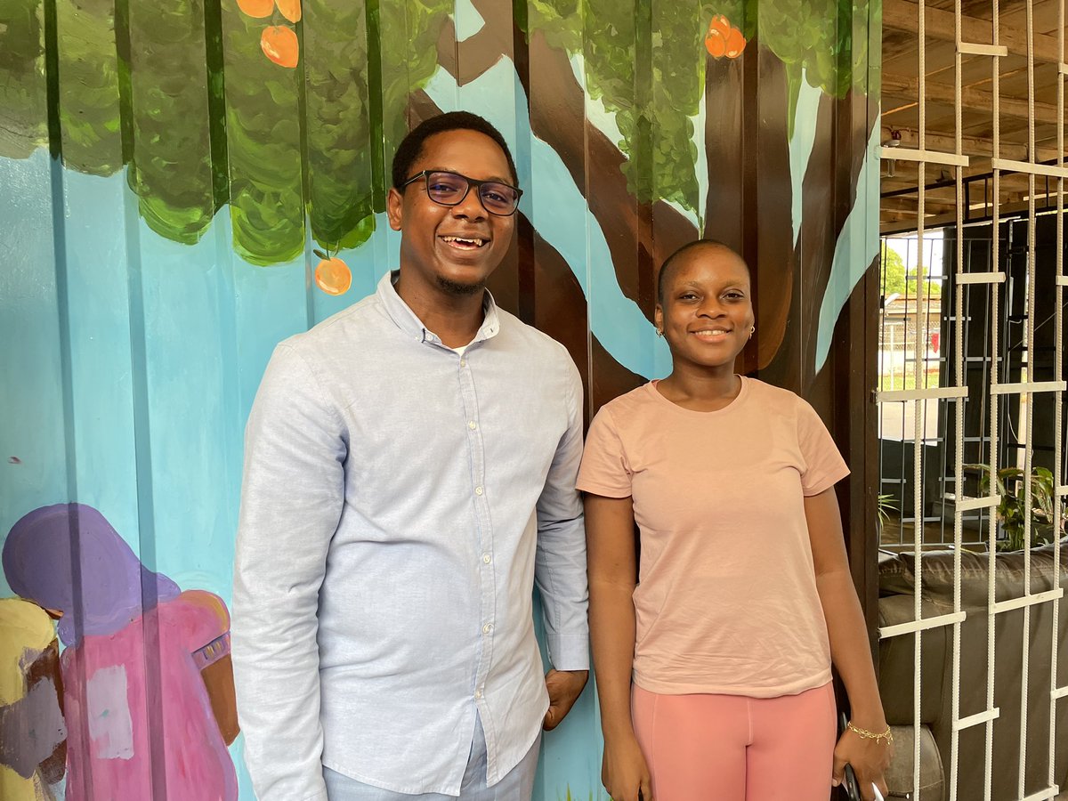 PearpleRead's tweet photo. Pearple Read donated 1000 cedis to support The Good Tree Gh, another literacy group in our community that promotes literacy education in Teshie. Check out their page or the last picture to see their wish list of needs. #PearpleRead #LiteracyForAll https://t.co/O4FMpN2nLO