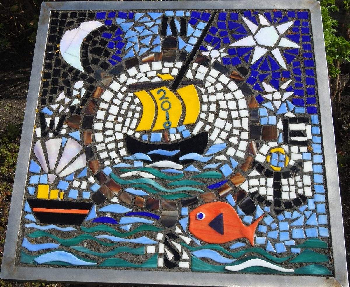 ianebbage1's tweet photo. Good Morning #EastLothian.
Celebrating the maritime heritage of #Cockenzie/#PortSeton #mosaicmonday https://t.co/e37iV3iQya