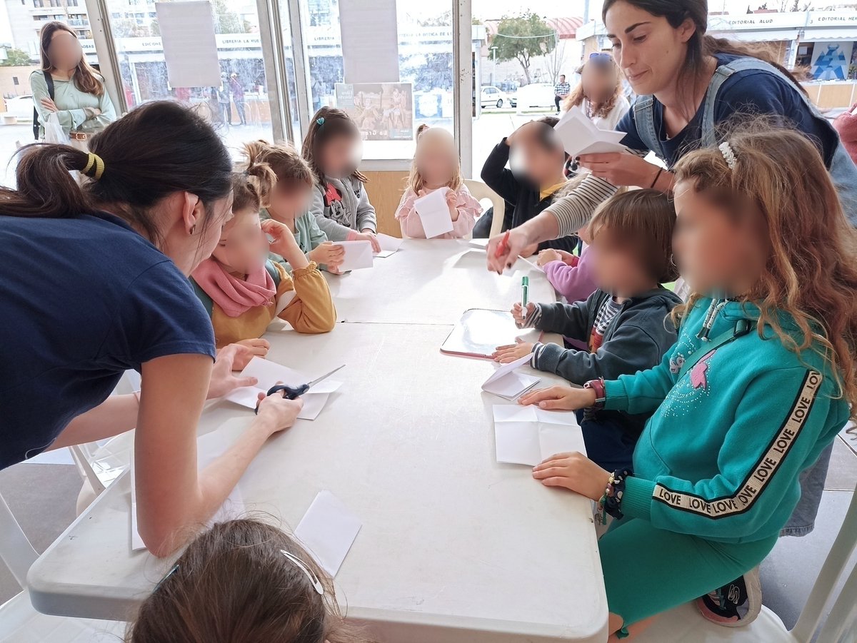 StJamesLanguageCente tweet media