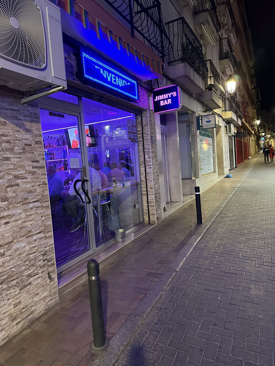 Hope_Persia's tweet photo. JJ Bar And Jimmys Bar. These two are another of my favourite bars in Benidorm. There always full of old men. If you like older men you must go here. https://t.co/Cgt4H2xFq7