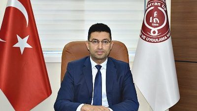 mehmetyetim63's tweet photo. Şanlıurfa Harran Üniversitesi Hastanesi eski Başhekimi Dr. Ahmet Güzelçiçek, AK Parti'den Şanlıurfa Milletvekili Aday Adayı oldu. https://t.co/M6ym9UsLCo
