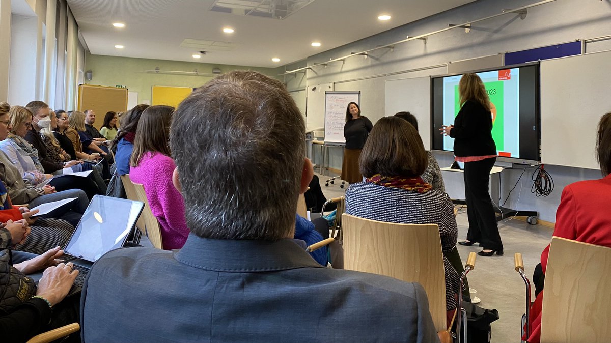 IPSN_Nuernberg's tweet image. MSRG innovativ - seit einem Jahrzehnt kümmert sich die Stadt @nuernberg_de in Projekten um mehr Schulerfolg - heute am Fachtag mit den Themen „Anders lernen - anders prüfen“ „Lernreich“ u.v.m. #twlz #BayernEdu