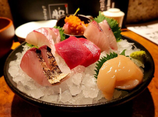 mamemame_nanpa's tweet photo. 【神の立地】渋谷のラブホ街入り口にある隠れ家居酒屋『ビストロ三十段屋』

女の子を持ち帰るためだけに作られたような店。コスパも良く、創作料理もうまいので減点されることは無い。ホテル直通のエレベーターでそのまま部屋に向かっても良し。店を出たら即ラブホ街。週末は混んでいるので予約必須。 https://t.co/iRcs4m6aTK