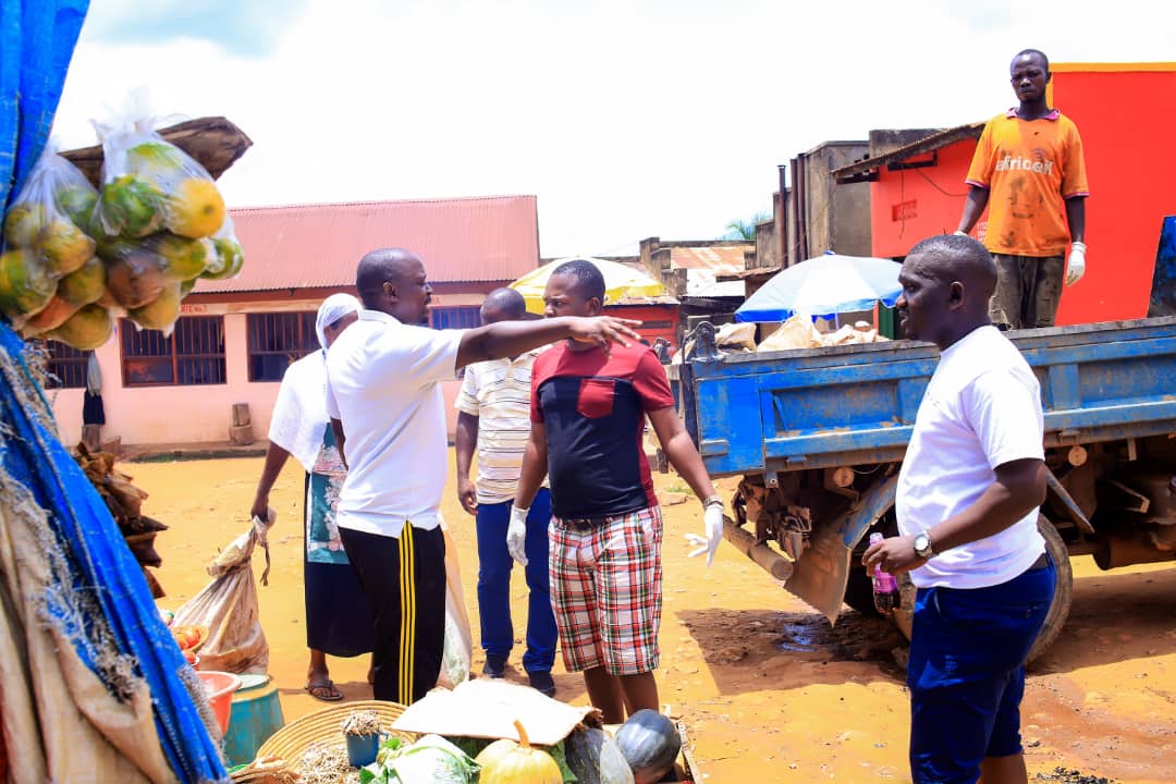rwaijo's tweet photo. Our water and sanitation Project at Central Market Ibanda as we concluded our Rotary Week https://t.co/tQbLXcaamD