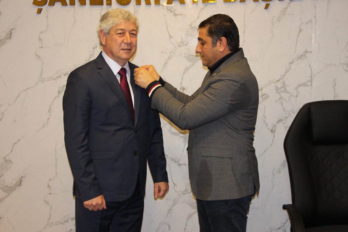 Sizlerden Gelen Destek ve Teveccühle CHP 28. Dönem Şanlıurfa Milletvekili Aday Adayı Olmak İçin 26 Yıl Çalıştığım Devlet Memurluğundan,TMMOB ZMO Şube Başkanlığından ve Kent Konseyi YK’dan İstifa Ettim. Urfa’nın Sorunlarını ve Çıkarlarını Ankara’da TBMM’de Aramak İçin Aday Adayım.