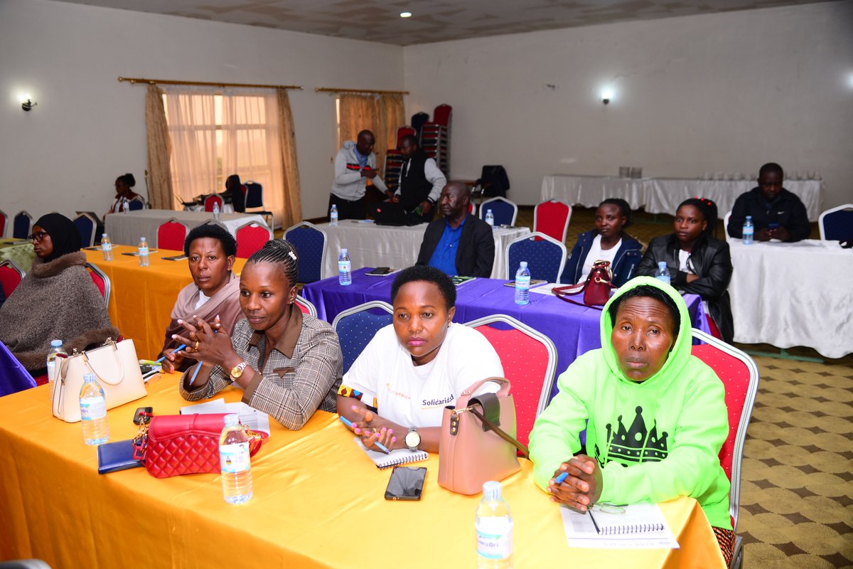 TrustAfrica's tweet photo. #HappeningNow
Women in the Uganda #tea sector meet to advance equity and inclusivity in the sector. The meeting has brought together women leaders, smallholder farmers and government official.
#inclusivity #womenintea #IWD2023 #changematters @SolidaridadECA@
@DutchMFA @bethulen https://t.co/l6G1oQiCZC