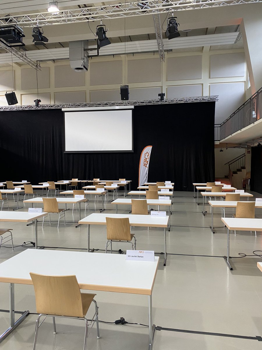FrancoDigirola1's tweet photo. Die nationalen Abschlussprüfungen der Disponenten Transport&Logistik haben begonnen #astag #profisontour https://t.co/PKp6Ze2FwZ