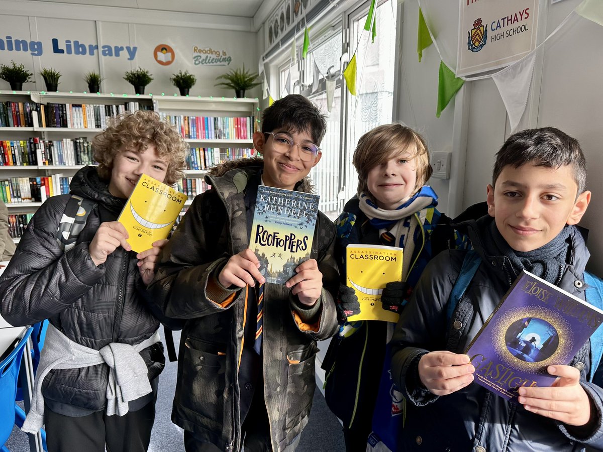 Our pupils love reading! Huge thanks to @GriffinBooksUK for helping us to gift every @CathaysHigh pupil with a free book of their choice. The look on the pupils’ faces tells the whole story! 📖😁 #OpportunitiesForAll