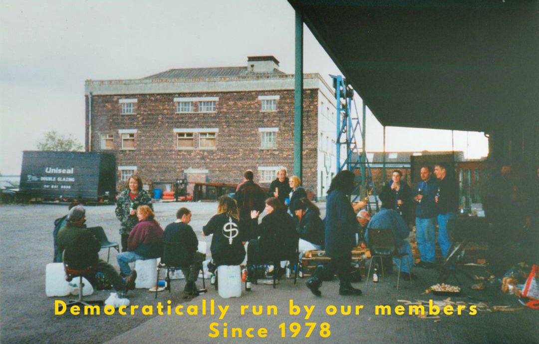 GreenCityCoop's tweet photo. Itโs the same today as it was when we had this yard party in 1996. Greencity is an independent business, owned and controlled by its members.
#glasgow #workerowned #coop #shoplocal #eatlocal #cooperatives #independentbusiness https://t.co/QrDQYKMQgq