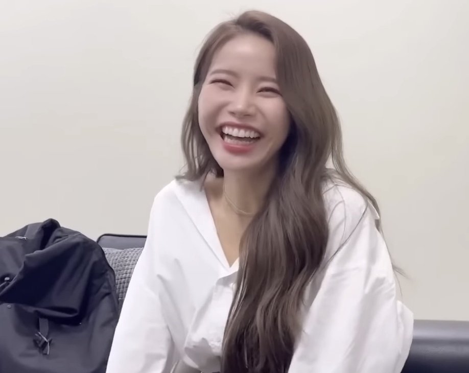 yongtinybearly's tweet image. so recently i lost yongtinybear with all history and countless yongsun and mamamoo content and info
i won't be able to repost it but! i'll still be active bringing as much yong as usual into ur tl and slowly rebuild things lol so u know where to go for ur daily dose of yong ☀️🫶