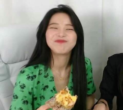 yongtinybearly's tweet image. so recently i lost yongtinybear with all history and countless yongsun and mamamoo content and info
i won't be able to repost it but! i'll still be active bringing as much yong as usual into ur tl and slowly rebuild things lol so u know where to go for ur daily dose of yong ☀️🫶